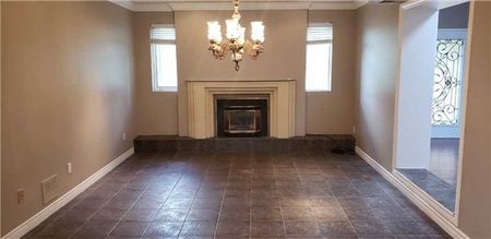 For Lease - 16 Beamish Court, Brampton, Ontario - Photo 2