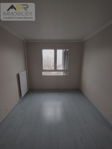 Location Appartement 3 pièces 71m² - Photo 2