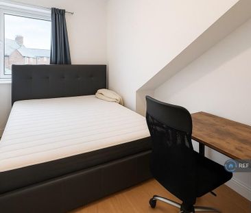 1 bedroom in a house share to rent - Photo 6