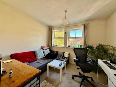 2 bedroom apartment to rent - Photo 2