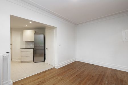 2875 Yonge Street - Photo 3