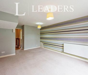 2 bedroom mid-terrace to rent Kingfisher Way, IP14 - Photo 5