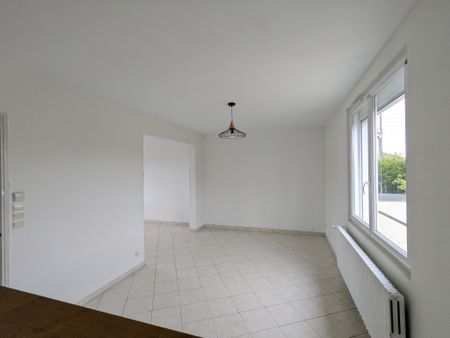 Location Maison 4 pièces 80m² ISSOUDUN 36100 - Photo 2