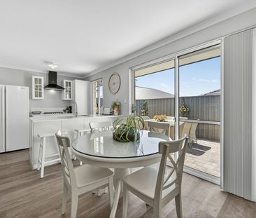 Hampton feel decore in Eglinton - Photo 2