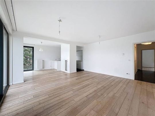 Appartement te huur - Photo 1