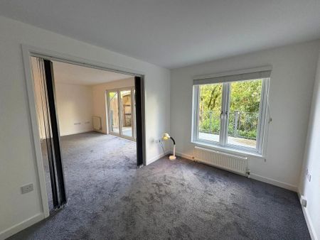 1 bedroom flat to rent - Photo 3