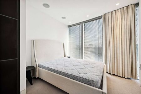 This sensational 3 bedroom apartment in the award winning riverside development, The Tower. - Photo 5