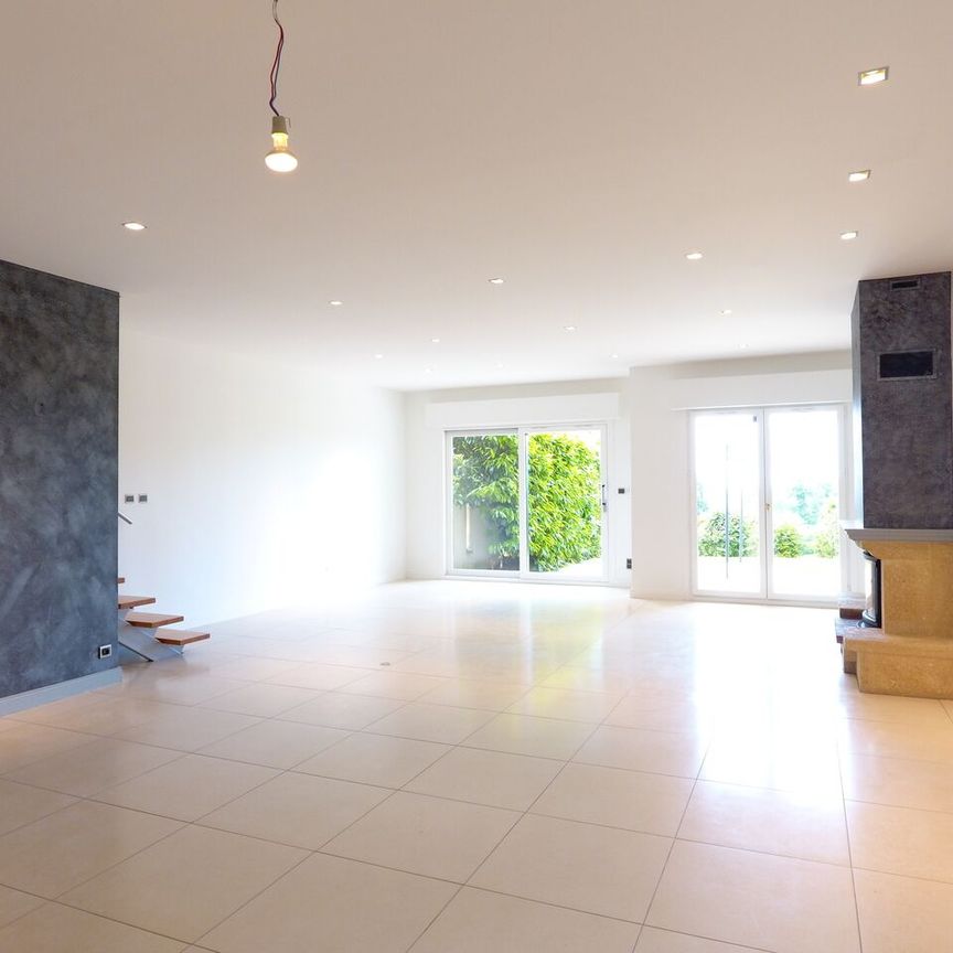 Townhouse on the golf of Bossey - Near Geneva - Photo 1