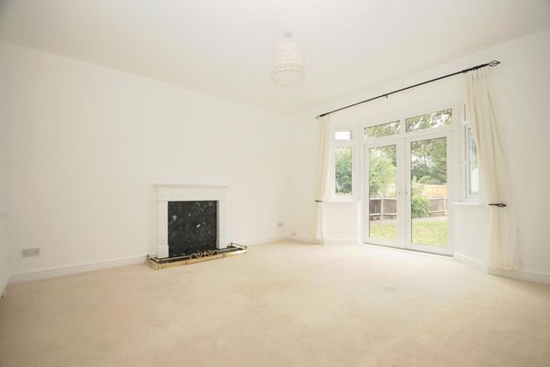 4 bedroom detached house to rent - Photo 1
