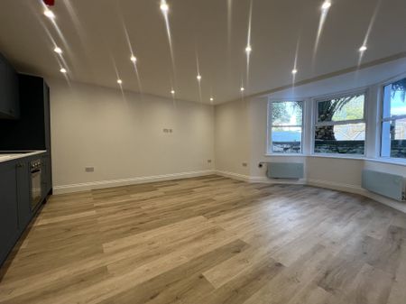 Dorchester Road, Weymouth - Photo 2