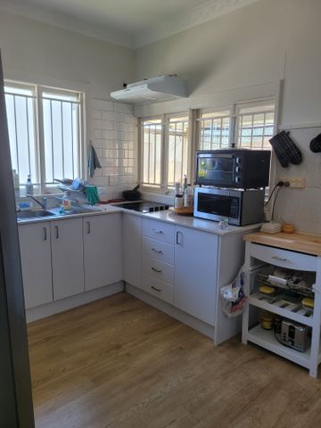 Coopers Plains - Photo 5