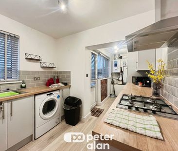 Swan Street, Llantrisant, PONTYCLUN - Photo 3