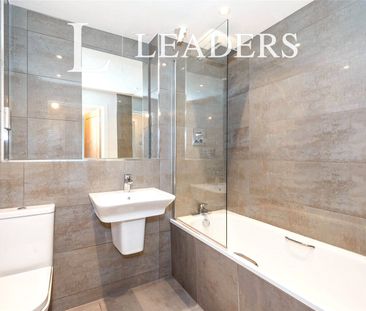 2 bedroom apartment to rent Marketfield Way, Redhill, Surrey, RH1 - Photo 4