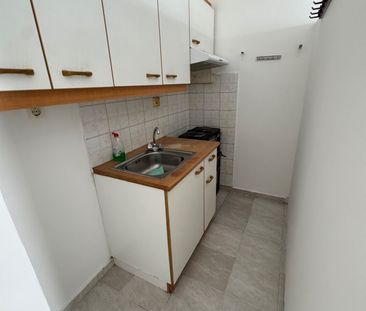Studio/Γκαρσονιέρα για ενοικίαση Αγία Σοφία (Πάτρα) - Photo 5