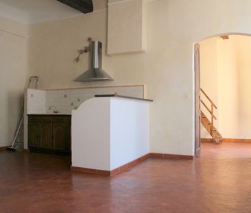 Appartement T2 près de SAINT CHAMAS à louer - Photo 2