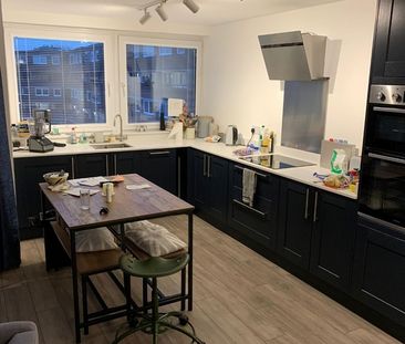 2 Bed Maisonette, Romulus Court, TW8 - Photo 5