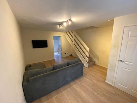 Cresswell Grove, Didsbury, Manchester, M20 2NH - Photo 2