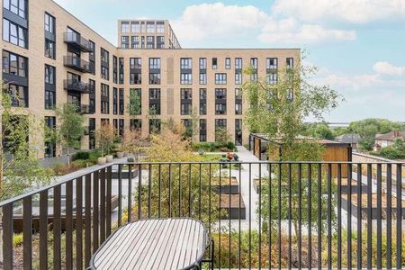Greenford Quays, Greenford, UB6 - Photo 4