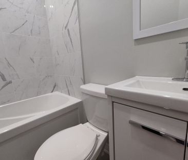 For Lease - 250 Sixth Street Unit# 4, Toronto, Ontario - Photo 3