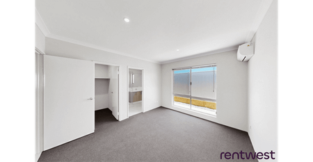 SUPERB LOCATION - Photo 5