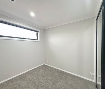 Brand New, Stylish Townhouse in Prime Lara Location - Photo 2