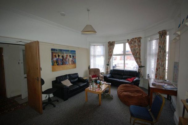 7 bedroom house to rent - Photo 1