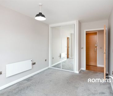 Farnborough Road, Farnborough, Hampshire, GU14 - Photo 6