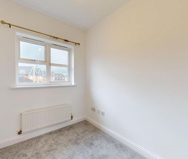 3 bedroom terraced house to rent - Photo 6