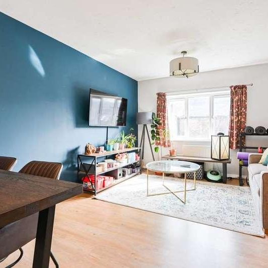 Hewison Street, Bow, E3 - Photo 1