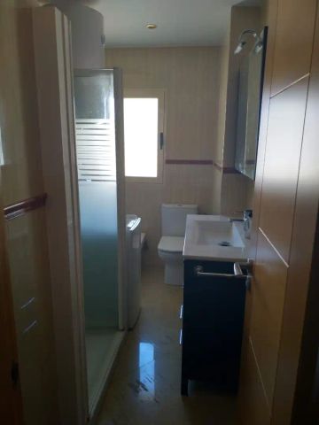 Piso de alquiler en Paseo Reina Sofía, 3, Velilla - Velilla Taramay - Foto 5