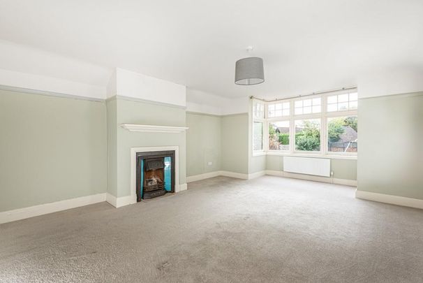 4 bedroom semi-detached house to rent - Photo 1