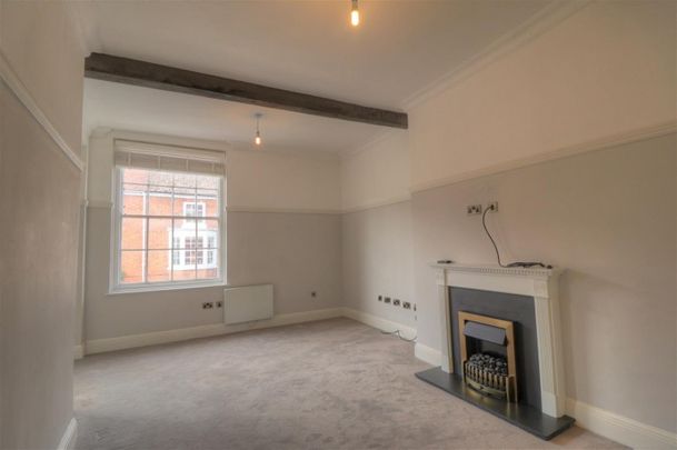 2 BED Apartment To rent - Photo 1