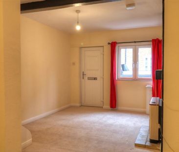 2 BED Terraced House To rent - Photo 1