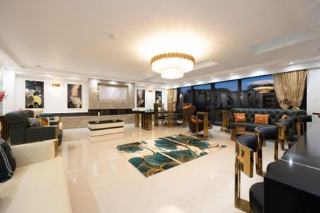 4 bedroom detached house to rent - Photo 2