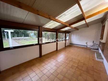 House - Photo 3