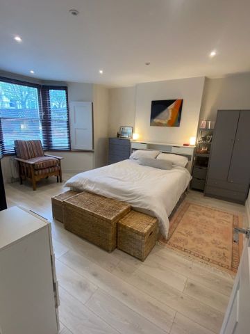 1 Bed Flat, Highbury, N5 - Photo 5