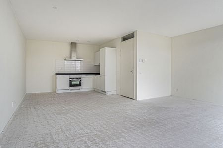 Appartement te huur: Loevesteinlaan 401-C 2533 AM Den Haag - Photo 4