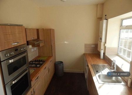 2 bedroom terraced house to rent - Photo 5