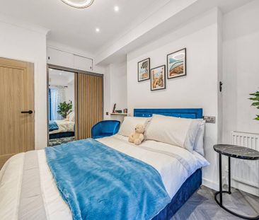 2 bedroom flat to rent - Photo 3