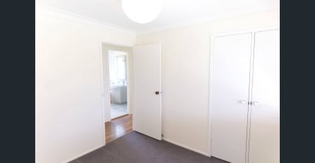 3 Bedroom 1 Bath, brick and tile home with north and easterly aspects. Located Moss Vale - Photo 5