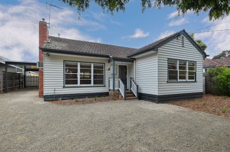 29 Alwyn Street, MITCHAM - Photo 2