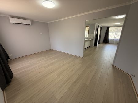 9 Bernardo Street - Photo 2