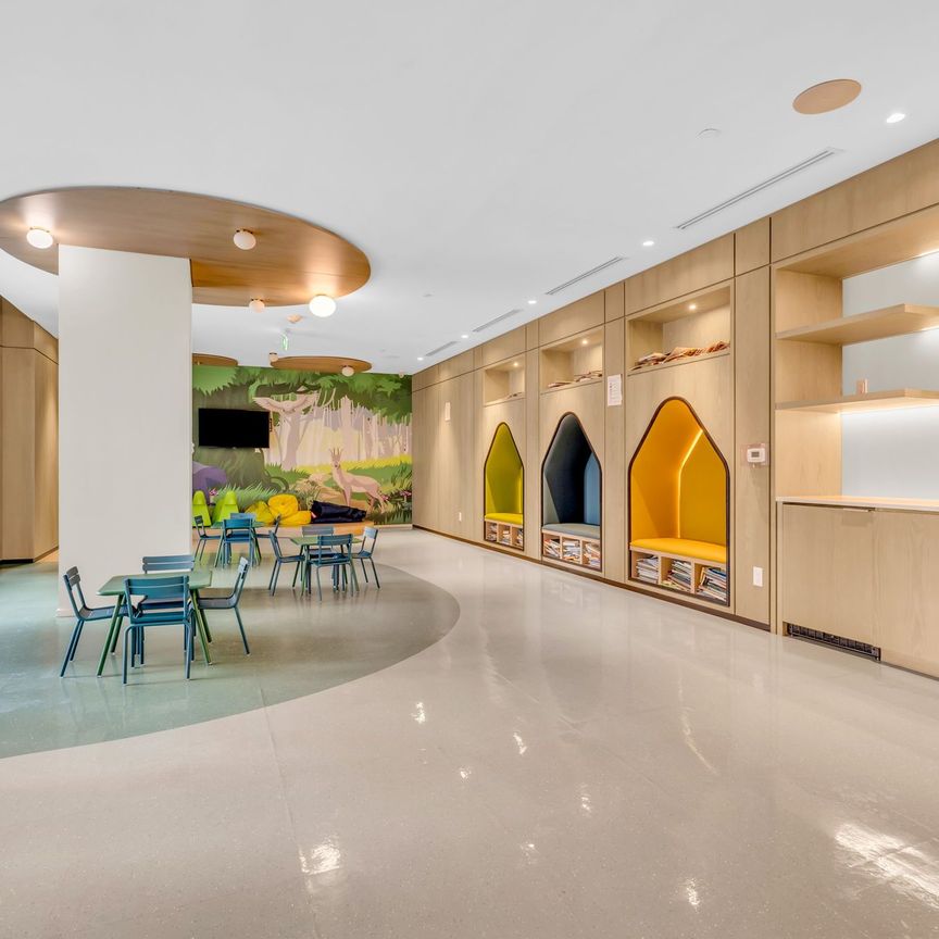 For Lease - 5 Mabelle Avenue Unit# 2036, Toronto, Ontario - Photo 1