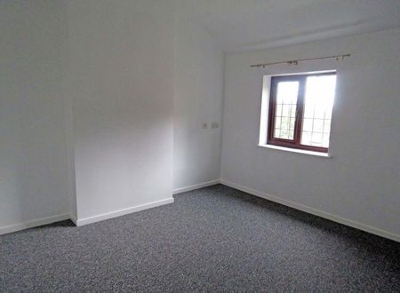 1 bedroom semi-detached house to rent - Photo 2