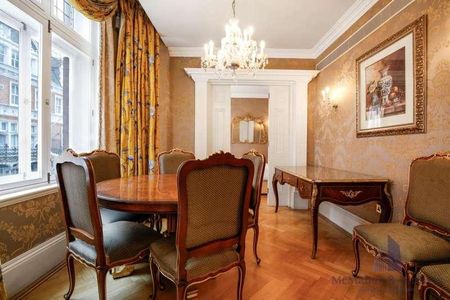 Cumberland House- Kensington High Street, London, W8 - Photo 2