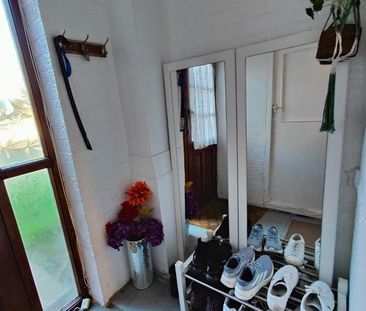 4 Bed Semi-Detached House, Harkett Close, HA3 - Photo 2