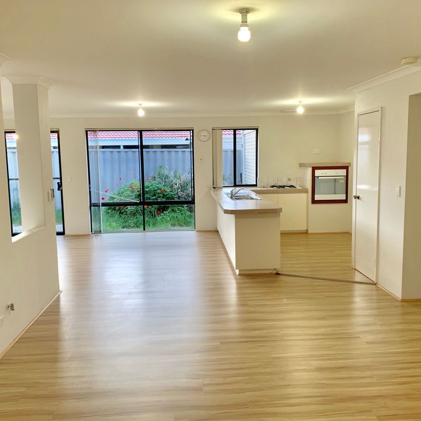 Cannington - Photo 1