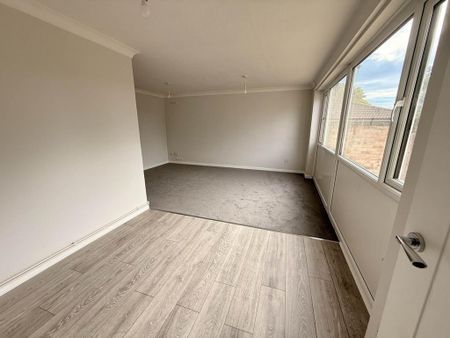 2 bedroom bungalow to rent - Photo 4