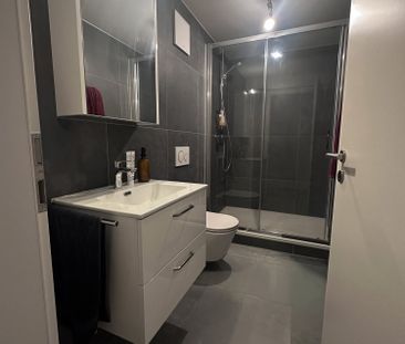 Appartement 2,5 pièces rénové avec jardin & terrassePeseux - Foto 3