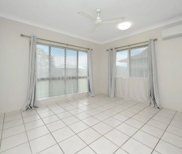 Comfortable Family Living - Photo 5